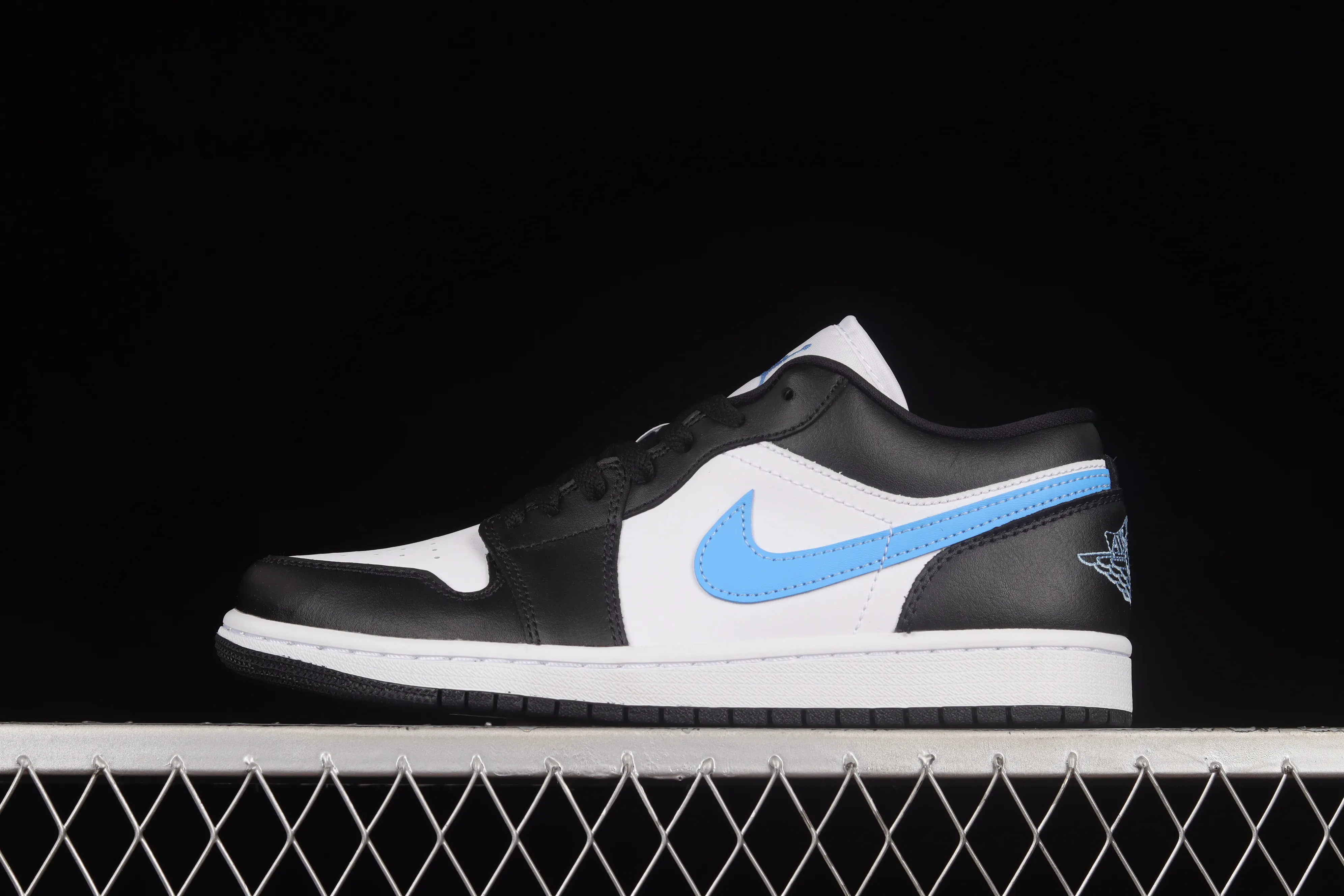 All categories Air Jordan Jordan series basketball shoes Air Jordan 1 Low G version pure original Air Jordan AJ1 Low AJ1 Joe 1 black blue and white low-top cultural leisure sports basketball shoes DC0774-041